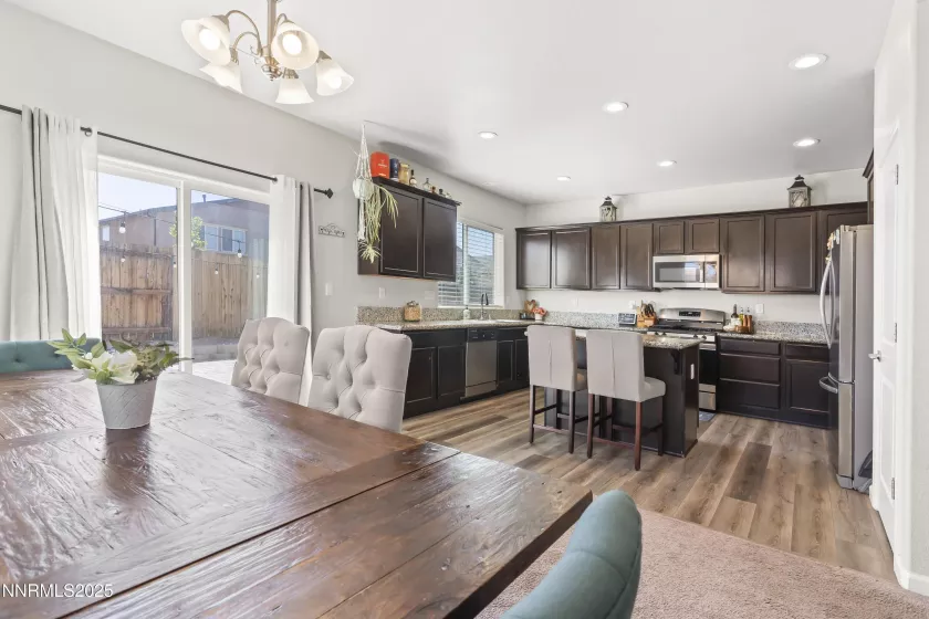 14340 Leiden, Reno, Nevada 89506, 4 Bedrooms Bedrooms, ,2 BathroomsBathrooms,Residential,Residential,Leiden,250055195
