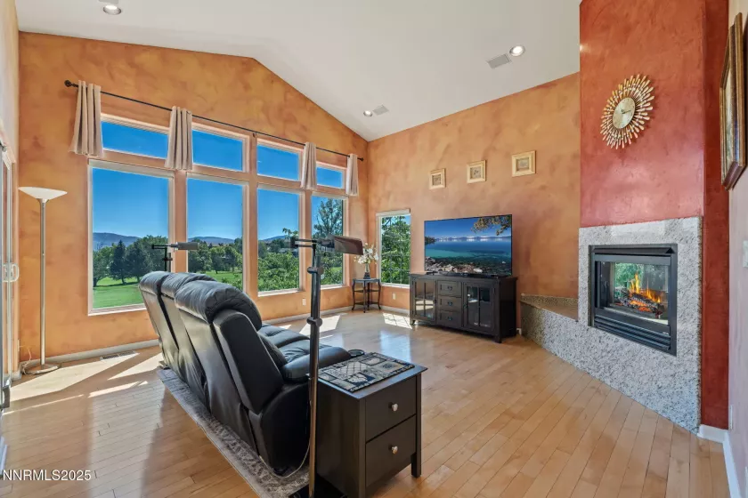 6152 Wycliffe, Reno, Nevada 89519, 3 Bedrooms Bedrooms, ,3 BathroomsBathrooms,Residential,Residential,Wycliffe,250055208