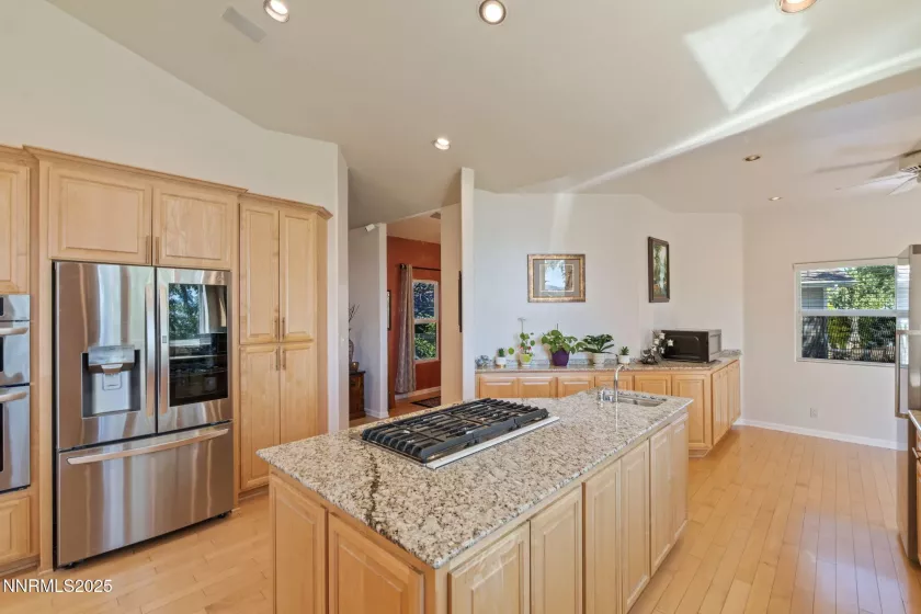 6152 Wycliffe, Reno, Nevada 89519, 3 Bedrooms Bedrooms, ,3 BathroomsBathrooms,Residential,Residential,Wycliffe,250055208