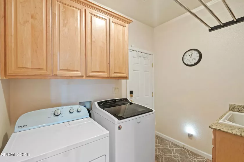 6152 Wycliffe, Reno, Nevada 89519, 3 Bedrooms Bedrooms, ,3 BathroomsBathrooms,Residential,Residential,Wycliffe,250055208