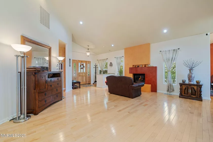 6152 Wycliffe, Reno, Nevada 89519, 3 Bedrooms Bedrooms, ,3 BathroomsBathrooms,Residential,Residential,Wycliffe,250055208