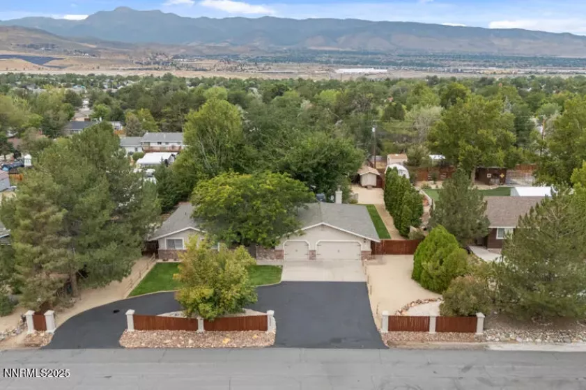 14505 Geronimo, Reno, Nevada 89521, 3 Bedrooms Bedrooms, ,2 BathroomsBathrooms,Residential,Residential,Geronimo,250055212