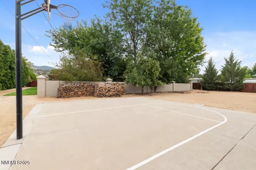 14505 Geronimo, Reno, Nevada 89521, 3 Bedrooms Bedrooms, ,2 BathroomsBathrooms,Residential,Residential,Geronimo,250055212