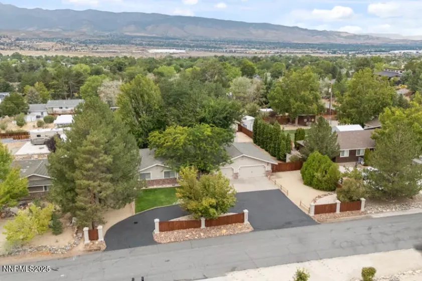 14505 Geronimo, Reno, Nevada 89521, 3 Bedrooms Bedrooms, ,2 BathroomsBathrooms,Residential,Residential,Geronimo,250055212