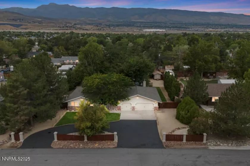 14505 Geronimo, Reno, Nevada 89521, 3 Bedrooms Bedrooms, ,2 BathroomsBathrooms,Residential,Residential,Geronimo,250055212