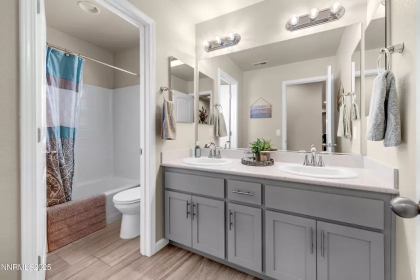3540 Tourmaline, Carson City, Nevada 89705, 4 Bedrooms Bedrooms, ,3 BathroomsBathrooms,Residential,Residential,Tourmaline,250055213