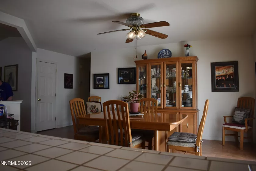 401 Valley View Ct, Dayton, Nevada 89403, 3 Bedrooms Bedrooms, ,2 BathroomsBathrooms,Residential,Residential,Valley View Ct,250055216