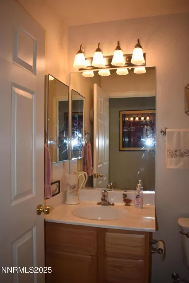401 Valley View Ct, Dayton, Nevada 89403, 3 Bedrooms Bedrooms, ,2 BathroomsBathrooms,Residential,Residential,Valley View Ct,250055216