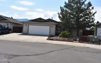 401 Valley View Ct, Dayton, Nevada 89403, 3 Bedrooms Bedrooms, ,2 BathroomsBathrooms,Residential,Residential,Valley View Ct,250055216