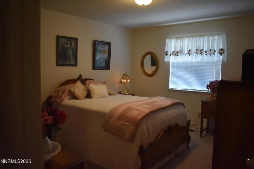 401 Valley View Ct, Dayton, Nevada 89403, 3 Bedrooms Bedrooms, ,2 BathroomsBathrooms,Residential,Residential,Valley View Ct,250055216