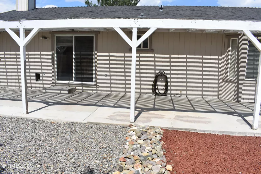 401 Valley View Ct, Dayton, Nevada 89403, 3 Bedrooms Bedrooms, ,2 BathroomsBathrooms,Residential,Residential,Valley View Ct,250055216