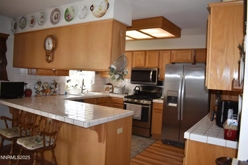 401 Valley View Ct, Dayton, Nevada 89403, 3 Bedrooms Bedrooms, ,2 BathroomsBathrooms,Residential,Residential,Valley View Ct,250055216