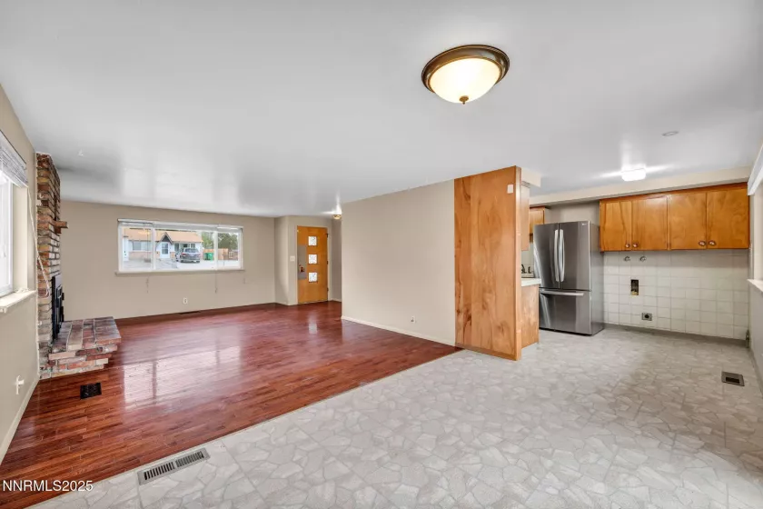 2260 6th, Reno, Nevada 89503, 3 Bedrooms Bedrooms, ,2 BathroomsBathrooms,Residential,Residential,6th,250055217