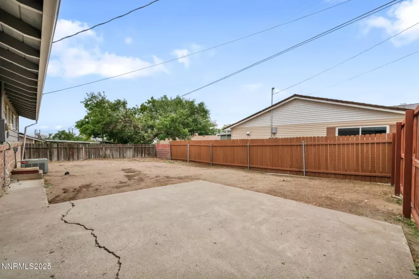 2260 6th, Reno, Nevada 89503, 3 Bedrooms Bedrooms, ,2 BathroomsBathrooms,Residential,Residential,6th,250055217