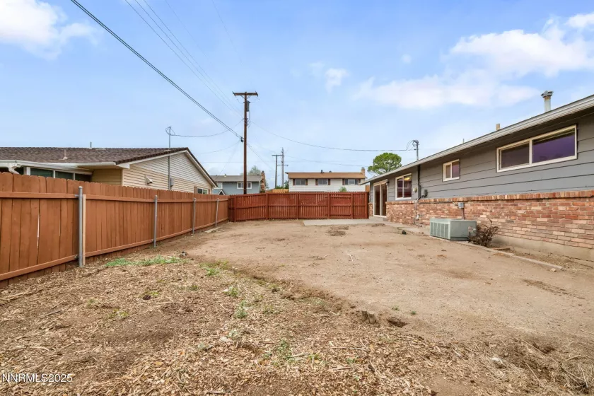 2260 6th, Reno, Nevada 89503, 3 Bedrooms Bedrooms, ,2 BathroomsBathrooms,Residential,Residential,6th,250055217