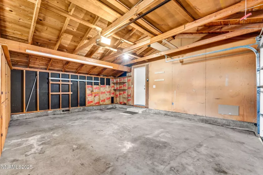 2260 6th, Reno, Nevada 89503, 3 Bedrooms Bedrooms, ,2 BathroomsBathrooms,Residential,Residential,6th,250055217