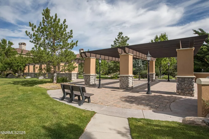 9900 Wilbur May, Reno, Nevada 89521, 2 Bedrooms Bedrooms, ,2 BathroomsBathrooms,Residential,Residential,Wilbur May,250055218