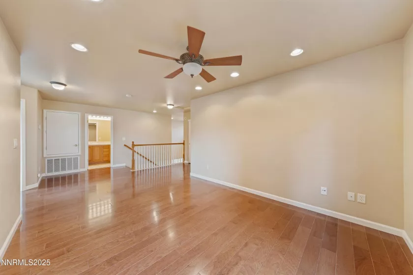 4383 Setting Sun, Sparks, Nevada 89436, 4 Bedrooms Bedrooms, ,3 BathroomsBathrooms,Residential,Residential,Setting Sun,250055220