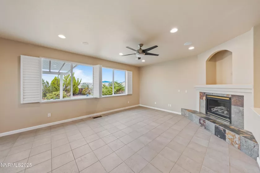 4383 Setting Sun, Sparks, Nevada 89436, 4 Bedrooms Bedrooms, ,3 BathroomsBathrooms,Residential,Residential,Setting Sun,250055220