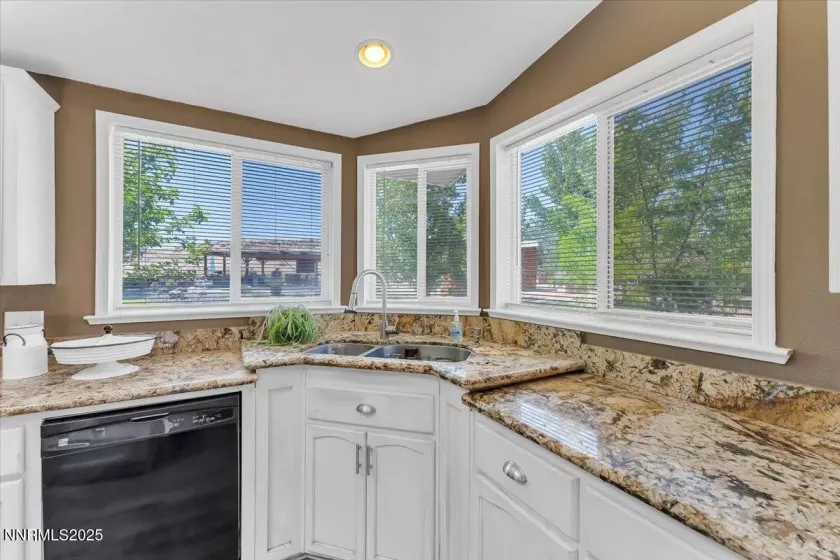 10815 Iroquois, Stagecoach, Nevada 89429, 4 Bedrooms Bedrooms, ,2 BathroomsBathrooms,Residential,Residential,Iroquois,250055225