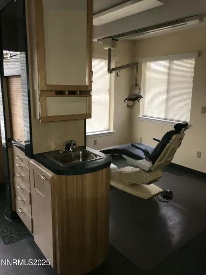 Dental Chair/Station