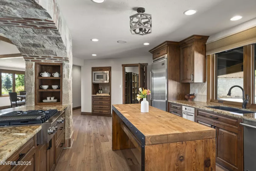 3405 Lone Tree, Reno, Nevada 89511, 4 Bedrooms Bedrooms, ,3 BathroomsBathrooms,Residential,Residential,Lone Tree,250055238