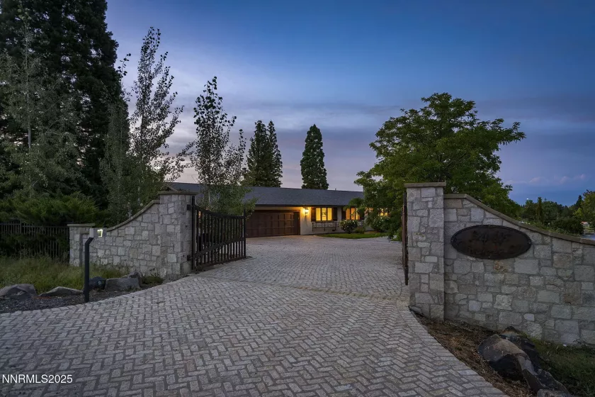 3405 Lone Tree, Reno, Nevada 89511, 4 Bedrooms Bedrooms, ,3 BathroomsBathrooms,Residential,Residential,Lone Tree,250055238