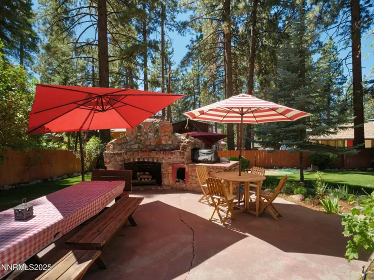 644 Job, Zephyr Cove, Nevada 89448, 5 Bedrooms Bedrooms, ,2 BathroomsBathrooms,Residential,Residential,Job,250055245