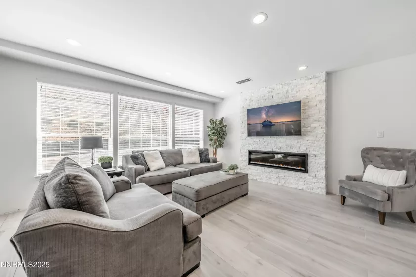 3065 Wingfield Hills, Sparks, Nevada 89436, 4 Bedrooms Bedrooms, ,4 BathroomsBathrooms,Residential,Residential,Wingfield Hills,250055248