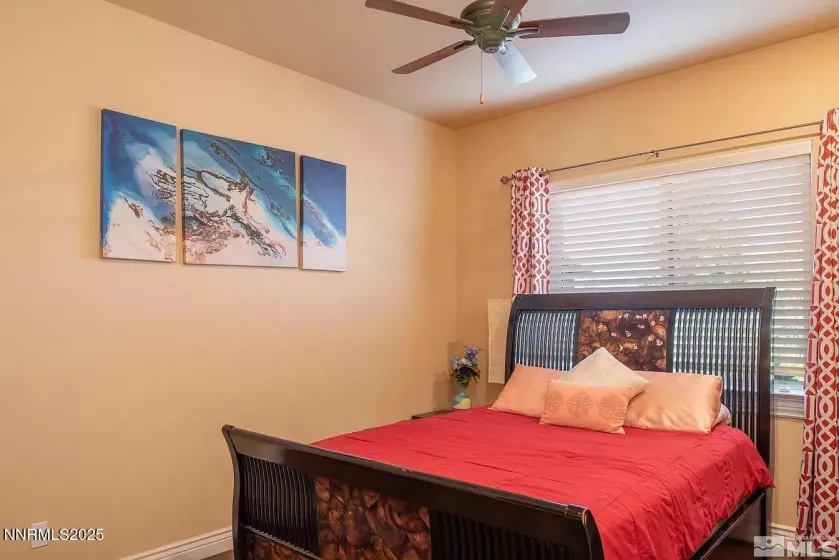 3945 Aspen Hollow, Reno, Nevada 89511, 4 Bedrooms Bedrooms, ,5 BathroomsBathrooms,Residential Lease,Manufactured,Aspen Hollow,250055251