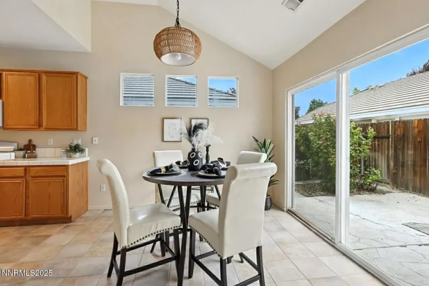 9618 Truckee Meadows, Reno, Nevada 89521, 3 Bedrooms Bedrooms, ,3 BathroomsBathrooms,Residential,Residential,Truckee Meadows,250055259