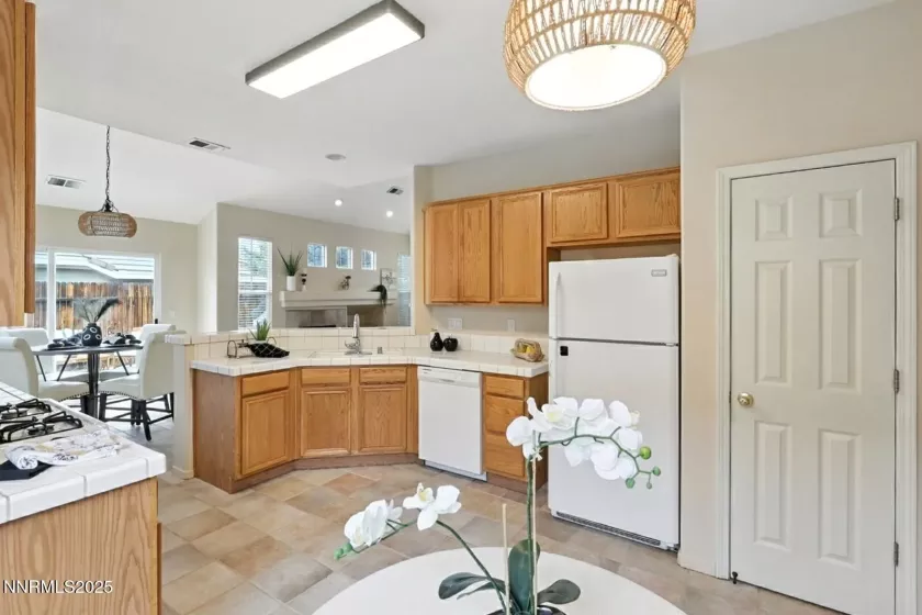 9618 Truckee Meadows, Reno, Nevada 89521, 3 Bedrooms Bedrooms, ,3 BathroomsBathrooms,Residential,Residential,Truckee Meadows,250055259