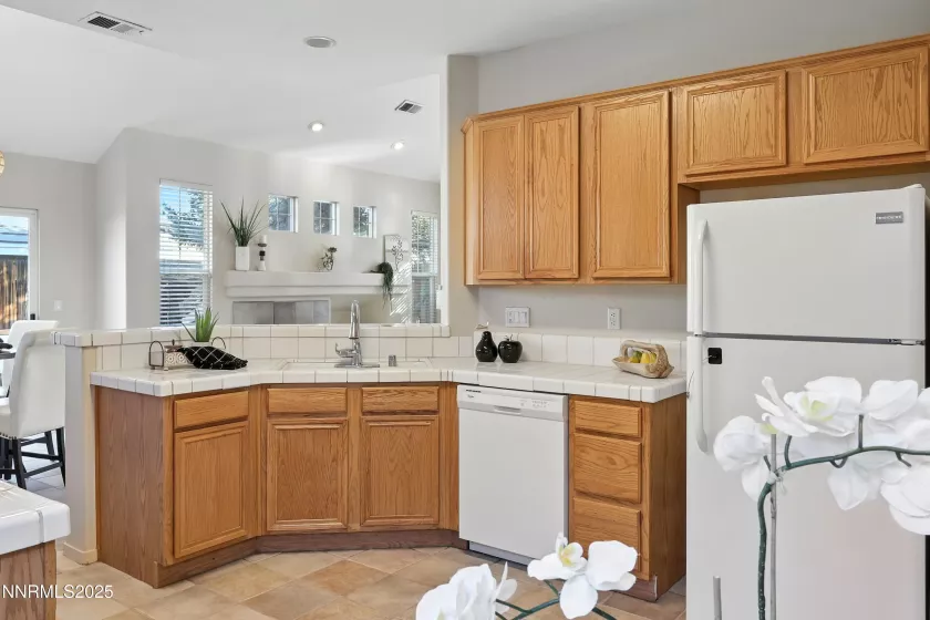 9618 Truckee Meadows, Reno, Nevada 89521, 3 Bedrooms Bedrooms, ,3 BathroomsBathrooms,Residential,Residential,Truckee Meadows,250055259