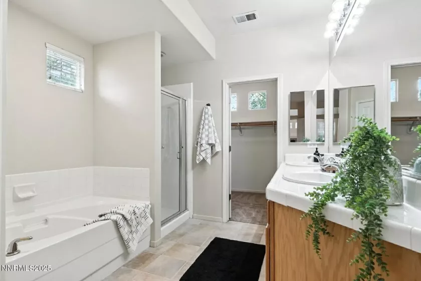 9618 Truckee Meadows, Reno, Nevada 89521, 3 Bedrooms Bedrooms, ,3 BathroomsBathrooms,Residential,Residential,Truckee Meadows,250055259