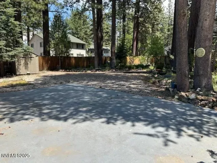 1201 Glenwood, South Lake Tahoe, California 96150, 3 Bedrooms Bedrooms, ,2 BathroomsBathrooms,Residential,Residential,Glenwood,250055272
