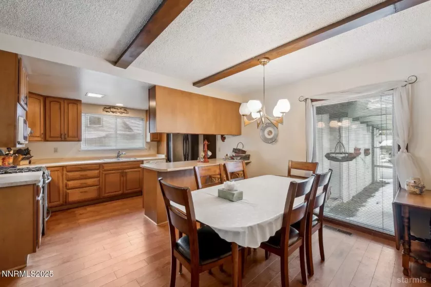 1201 Glenwood, South Lake Tahoe, California 96150, 3 Bedrooms Bedrooms, ,2 BathroomsBathrooms,Residential,Residential,Glenwood,250055272