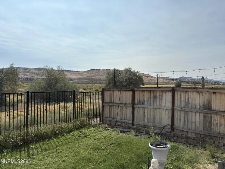 6208 Red Stable, Sparks, Nevada 89436, 4 Bedrooms Bedrooms, ,4 BathroomsBathrooms,Residential,Residential,Red Stable,250055281