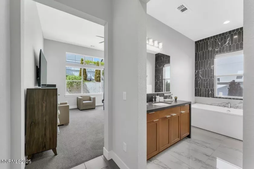 6119 Pleasant Oak, Reno, Nevada 89511, 3 Bedrooms Bedrooms, ,4 BathroomsBathrooms,Residential,Residential,Pleasant Oak,250055283