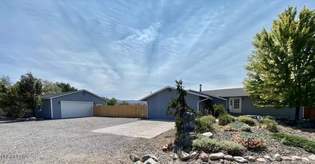 2201 Fish Springs, Gardnerville, Nevada 89410, 4 Bedrooms Bedrooms, ,3 BathroomsBathrooms,Residential,Residential,Fish Springs,250055284