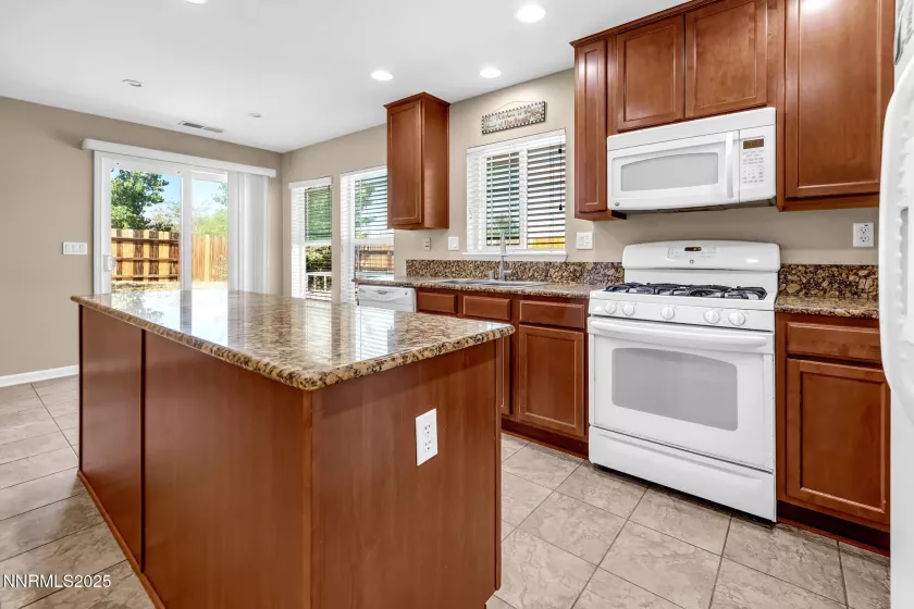 9199 Andraste, Reno, Nevada 89506, 3 Bedrooms Bedrooms, ,2 BathroomsBathrooms,Residential,Residential,Andraste,250055285