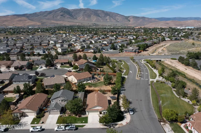 9199 Andraste, Reno, Nevada 89506, 3 Bedrooms Bedrooms, ,2 BathroomsBathrooms,Residential,Residential,Andraste,250055285