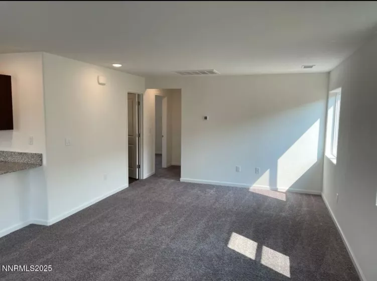 737 Valmy, Reno, Nevada 89506, 2 Bedrooms Bedrooms, ,1 BathroomBathrooms,Residential,Residential,Valmy,250055287