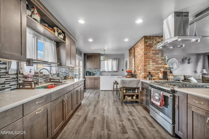 1940 Brunetti, Sparks, Nevada 89431, 4 Bedrooms Bedrooms, ,2 BathroomsBathrooms,Residential,Residential,Brunetti,250055289