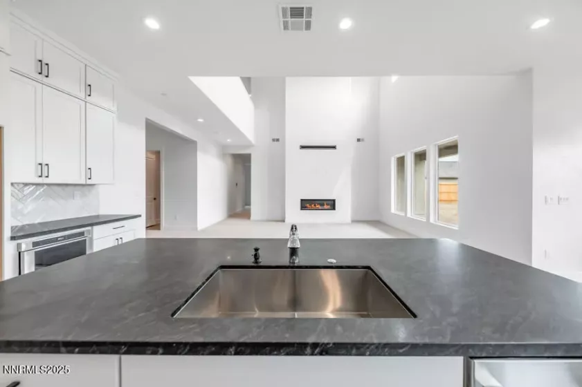 3114 Thrasher, Sparks, Nevada 89441, 3 Bedrooms Bedrooms, ,3 BathroomsBathrooms,Residential,Residential,Thrasher,250055293