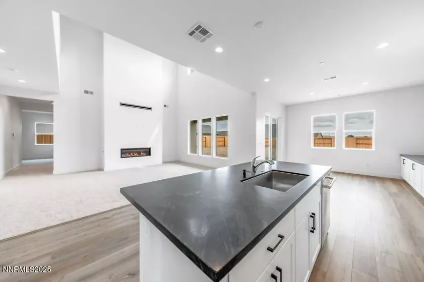 3114 Thrasher, Sparks, Nevada 89441, 3 Bedrooms Bedrooms, ,3 BathroomsBathrooms,Residential,Residential,Thrasher,250055293