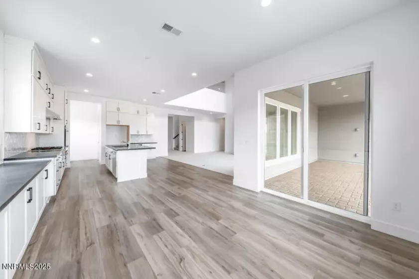 3114 Thrasher, Sparks, Nevada 89441, 3 Bedrooms Bedrooms, ,3 BathroomsBathrooms,Residential,Residential,Thrasher,250055293