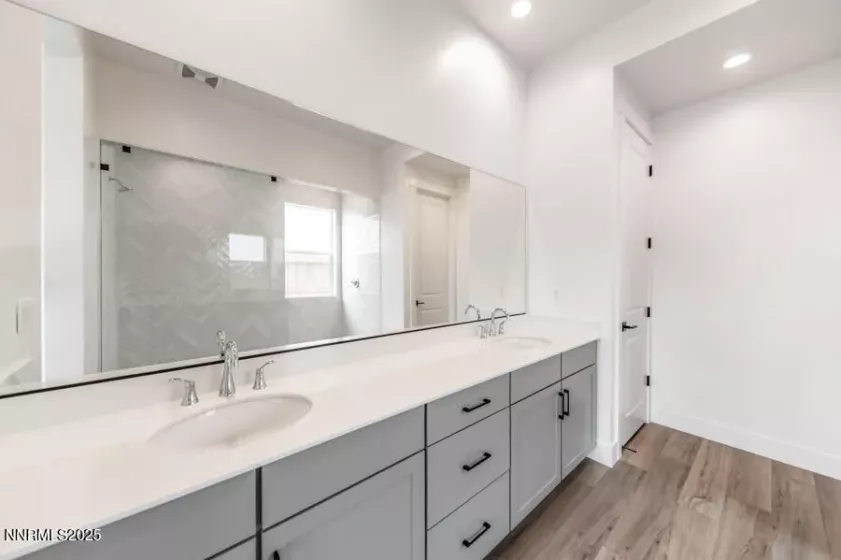 3114 Thrasher, Sparks, Nevada 89441, 3 Bedrooms Bedrooms, ,3 BathroomsBathrooms,Residential,Residential,Thrasher,250055293