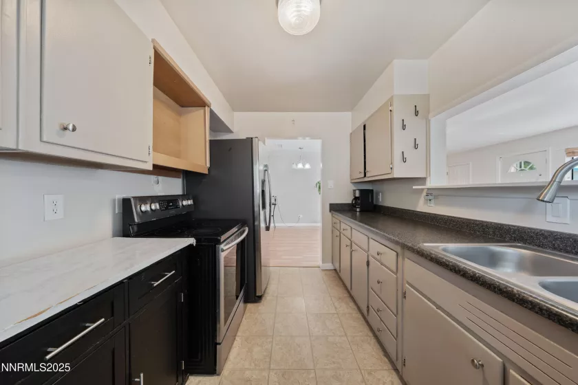 5253 Ural, Reno, Nevada 89506, 3 Bedrooms Bedrooms, ,1 BathroomBathrooms,Residential,Residential,Ural,250055306