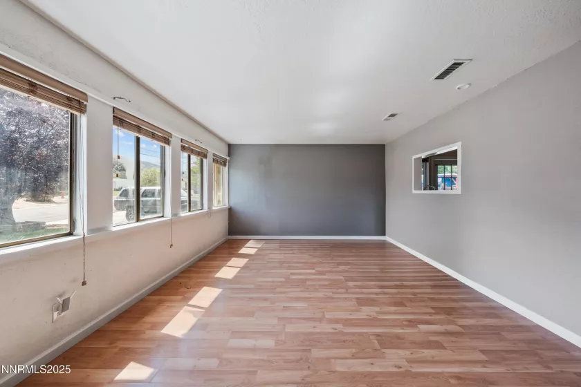 5253 Ural, Reno, Nevada 89506, 3 Bedrooms Bedrooms, ,1 BathroomBathrooms,Residential,Residential,Ural,250055306
