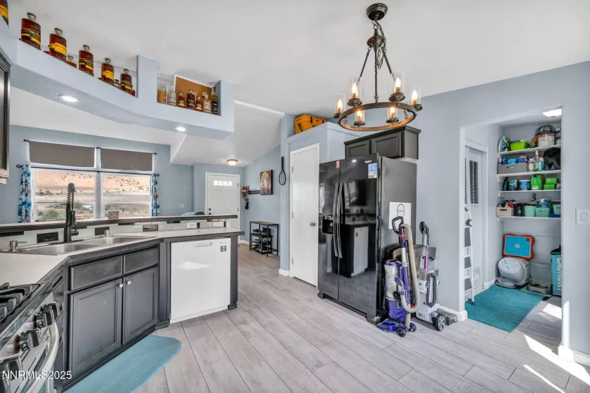 3935 Sandstone, Topaz Ranch Estates, Nevada 89444, 3 Bedrooms Bedrooms, ,2 BathroomsBathrooms,Residential,Residential,Sandstone,250055307